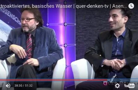Basisches-Wasser-Quer-Denken-tv-Interview-Vogt-Asenbaum-Akguen