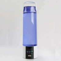 Aquacentrum-Blue-900-Wasserstoff-Generator-mit-PEM-Zelle-mit-BPA-freiem-Druckgefaess-400-min